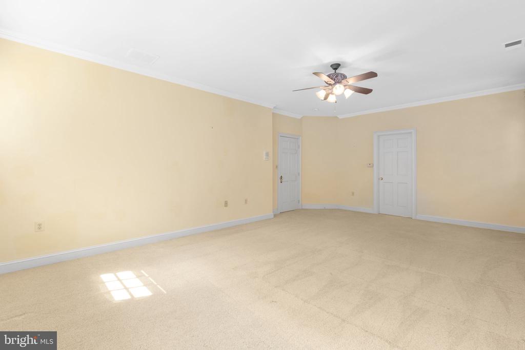 11806 FAWN LAKE PARKWAY