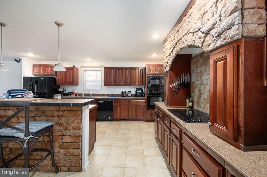 10325 MILL POND ROAD