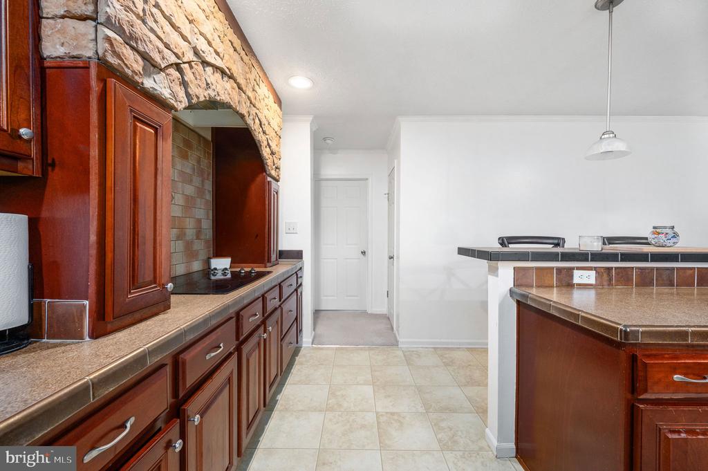 10325 MILL POND ROAD