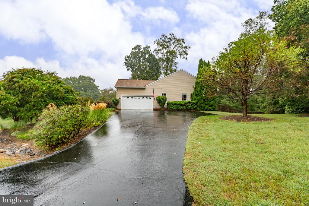 10109 COLECHESTER DRIVE