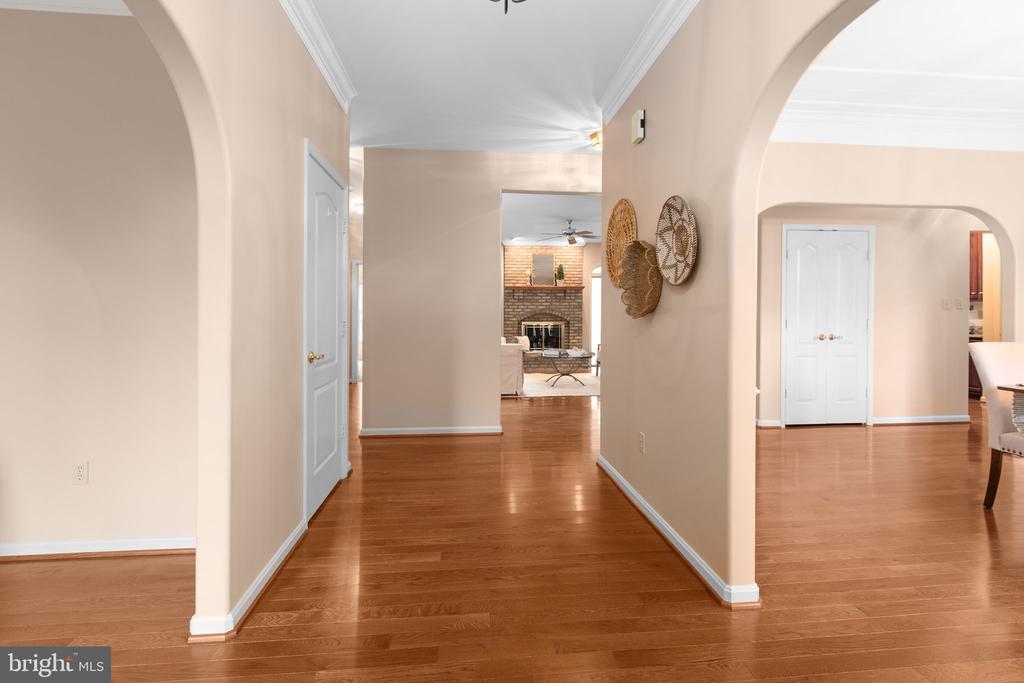 10109 COLECHESTER DRIVE