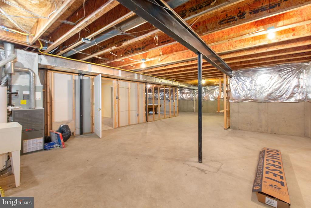 10109 COLECHESTER DRIVE
