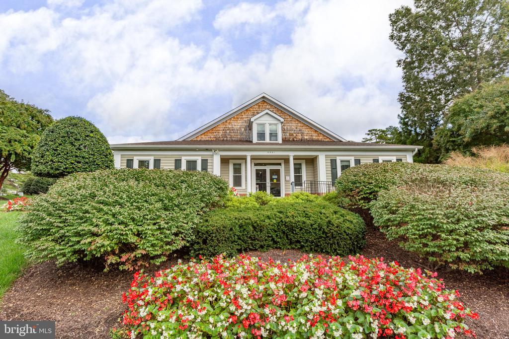 10109 COLECHESTER DRIVE
