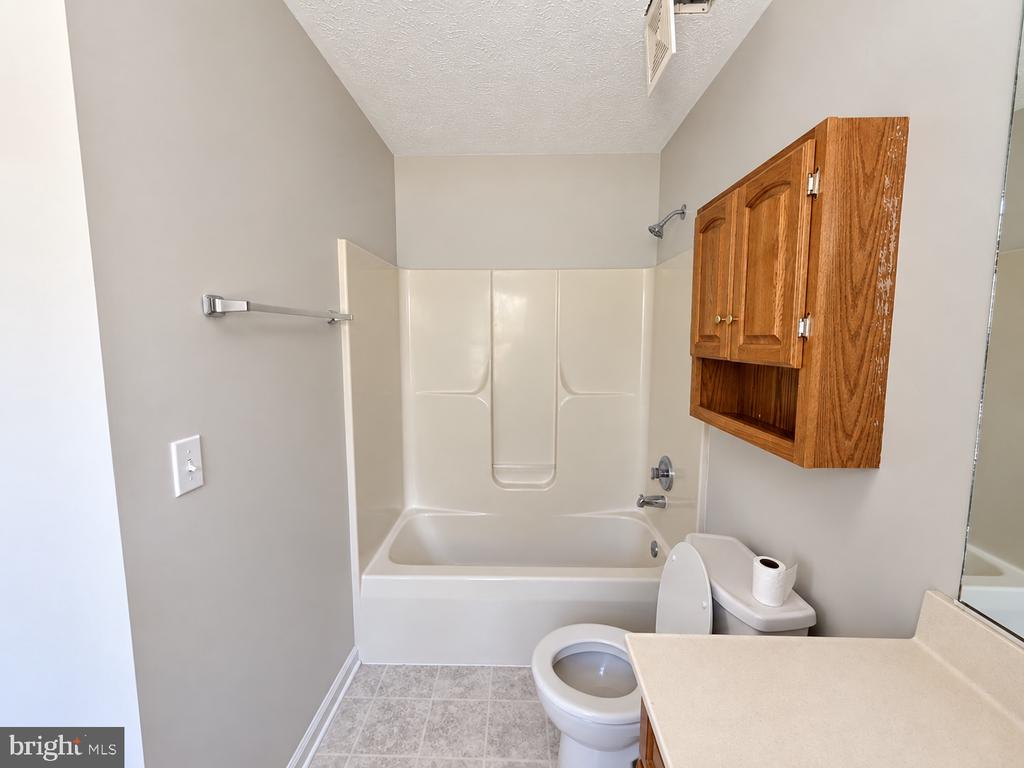 11724 CAMELOT WAY