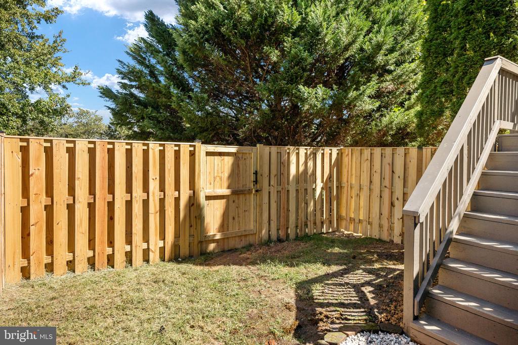 11203 GANDER COURT