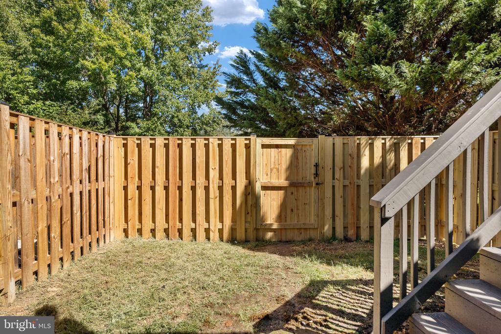 11203 GANDER COURT