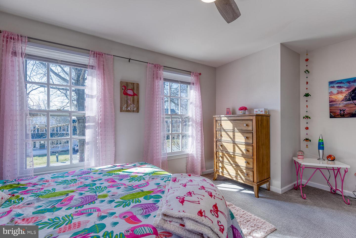 16 Larkwood COURT