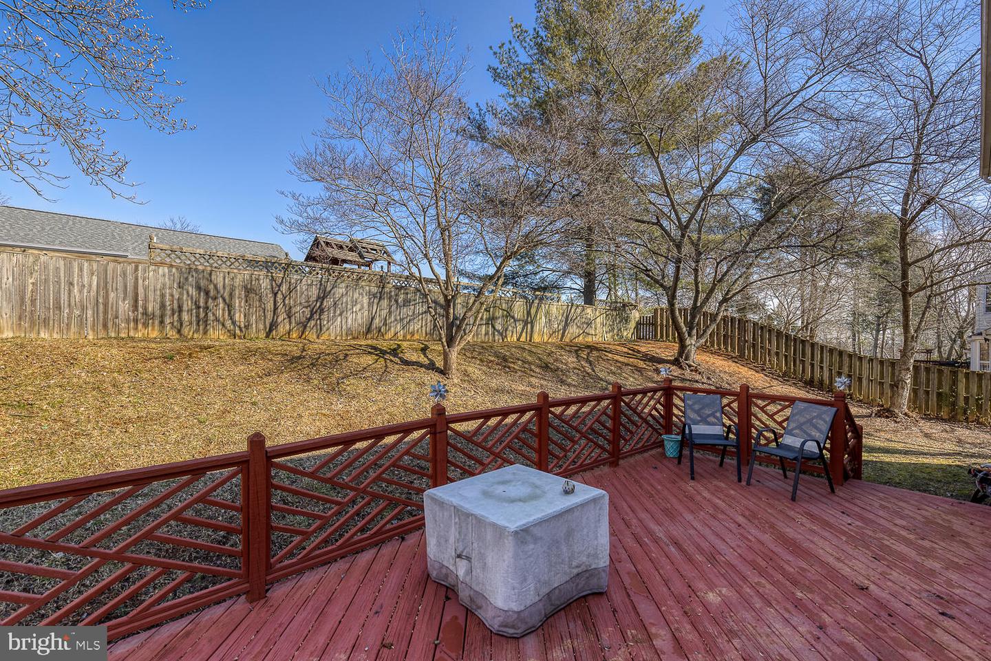 16 Larkwood COURT