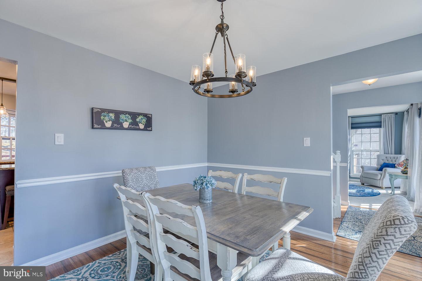 16 Larkwood COURT