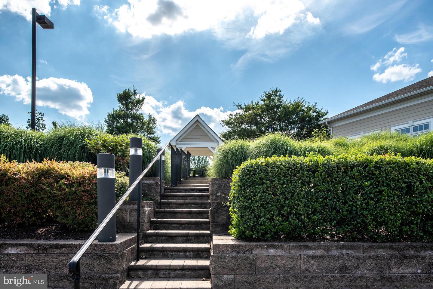 20 Hartford WAY Unit: 48-1