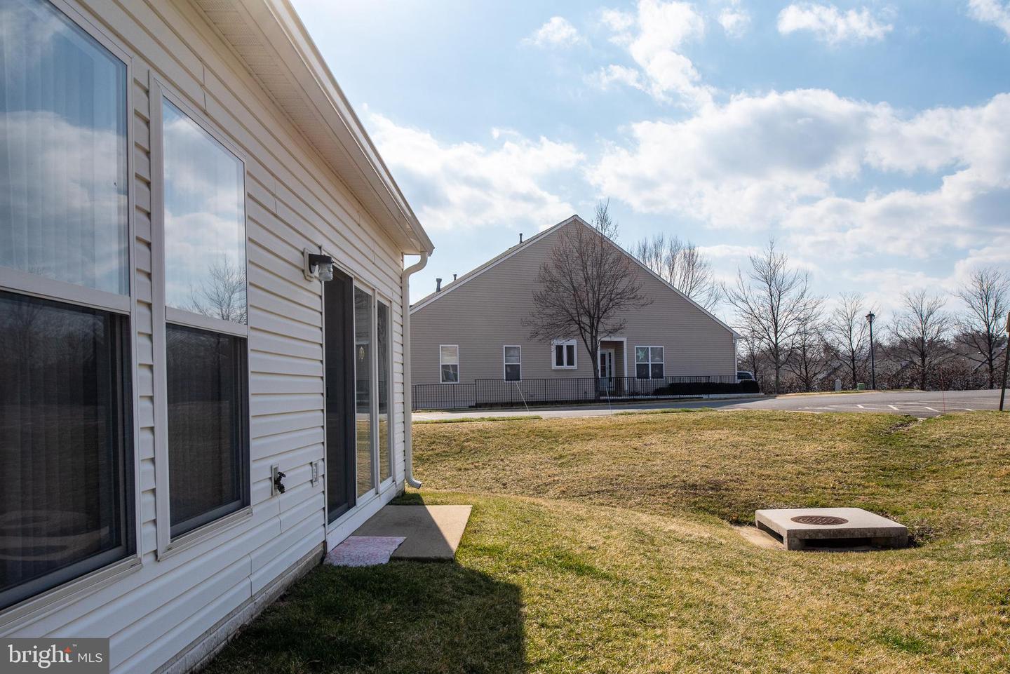 20 Hartford WAY Unit: 48-1