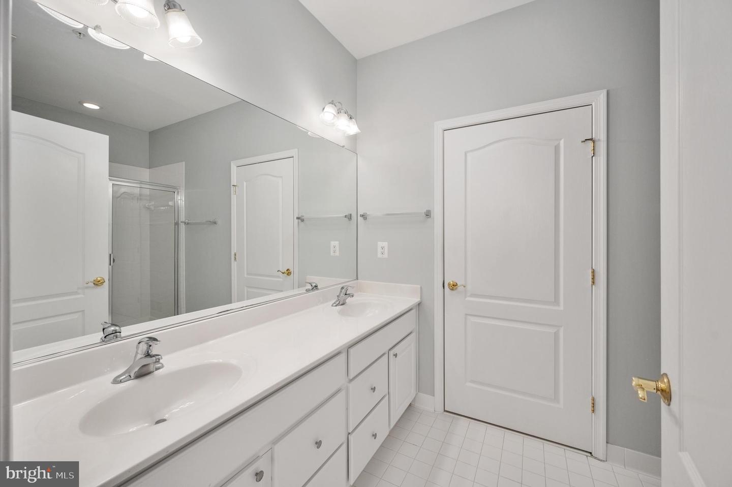 20 Hartford WAY Unit: 48-1