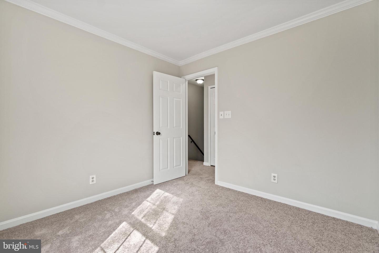 1009 Isabella DRIVE