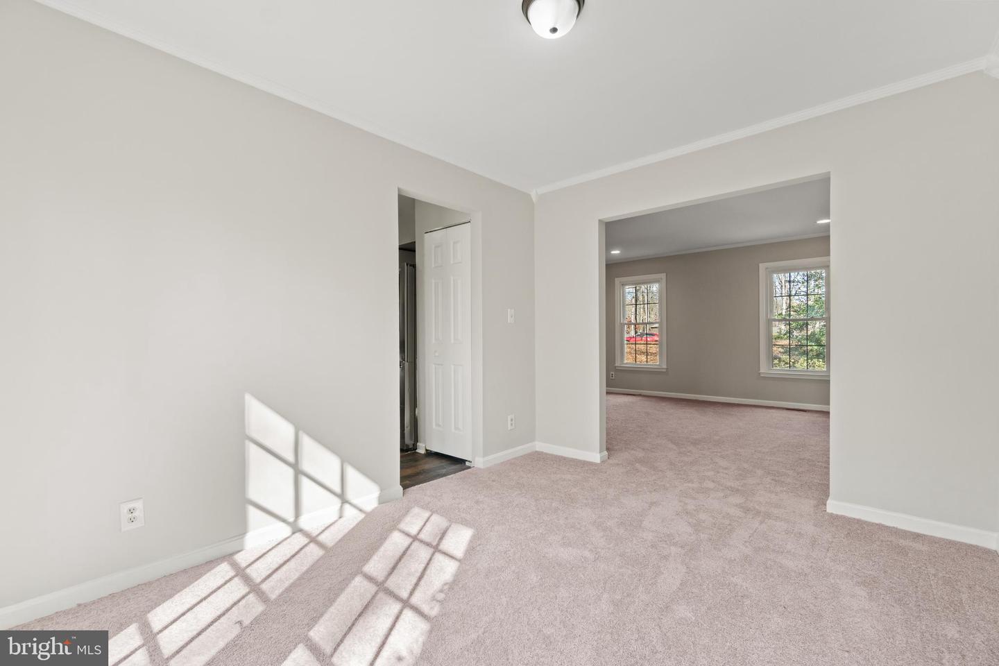 1009 Isabella DRIVE