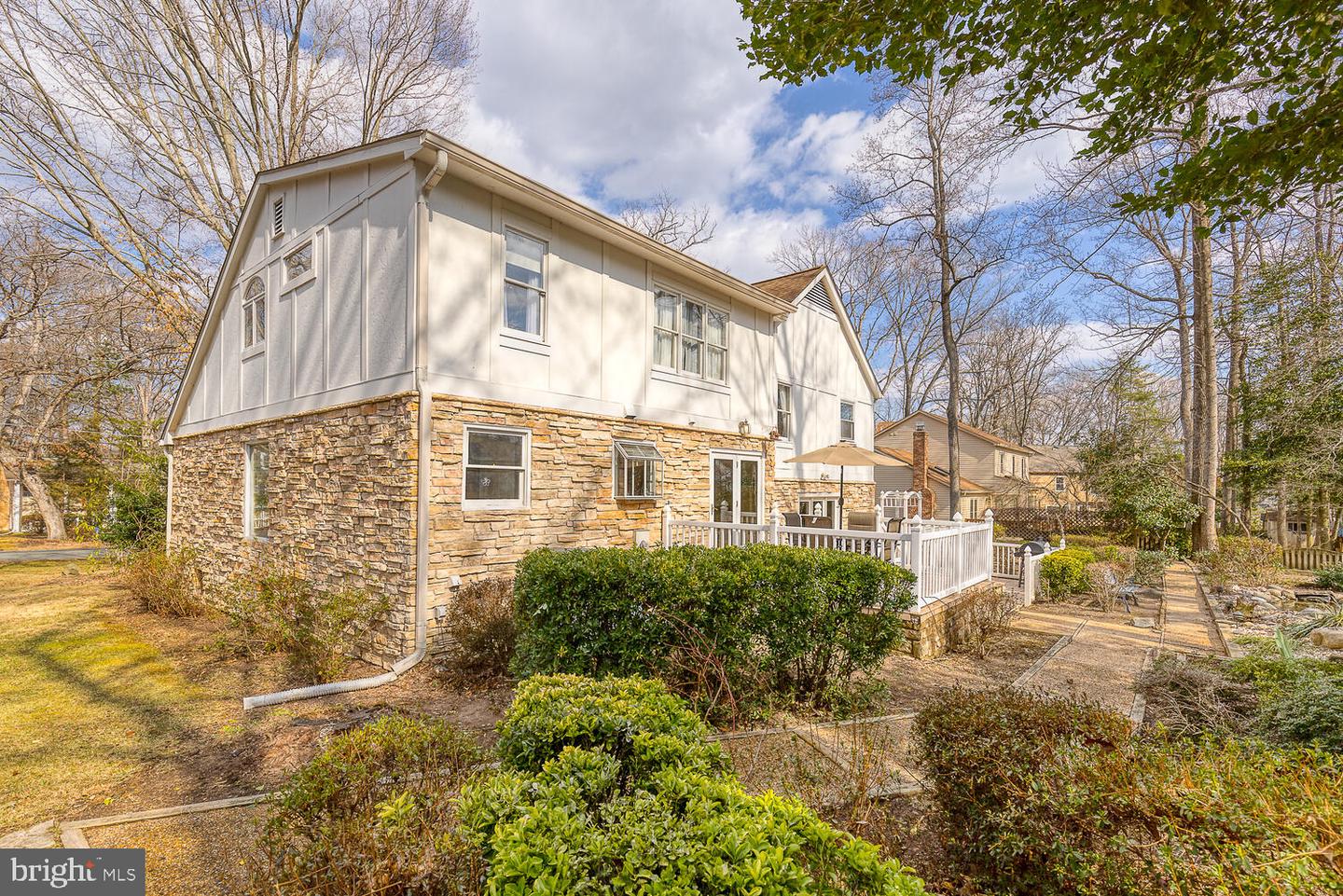 1004 Blackbeard DRIVE