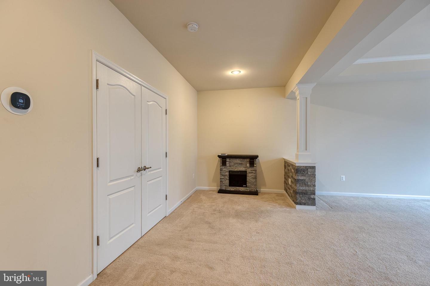 525 Apricot STREET