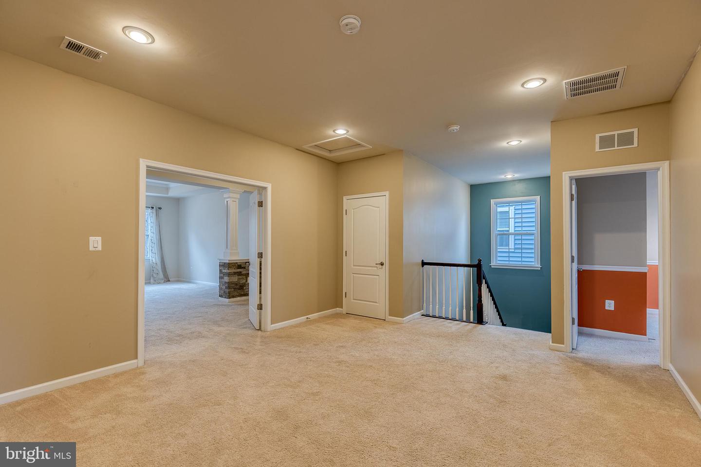525 Apricot STREET