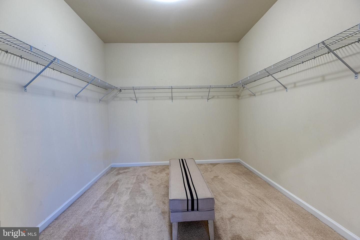 525 Apricot STREET