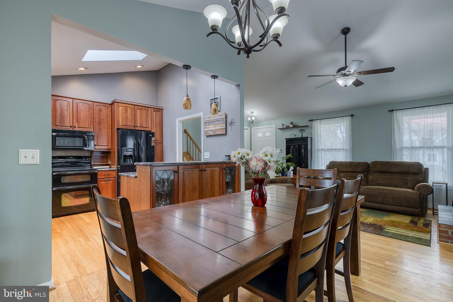 18 Settlers WAY