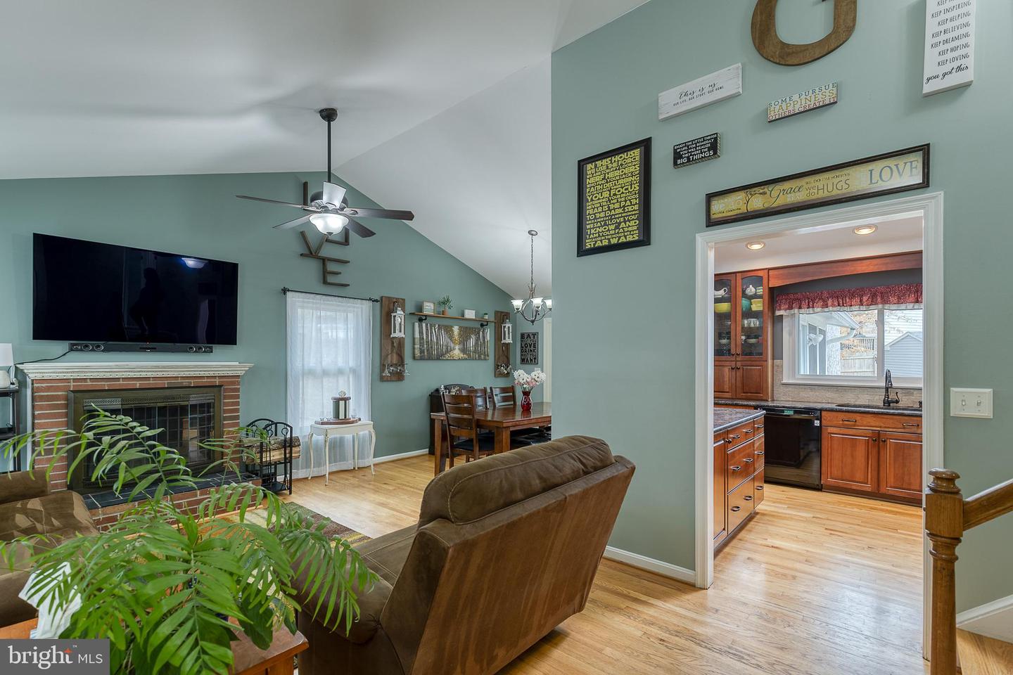 18 Settlers WAY