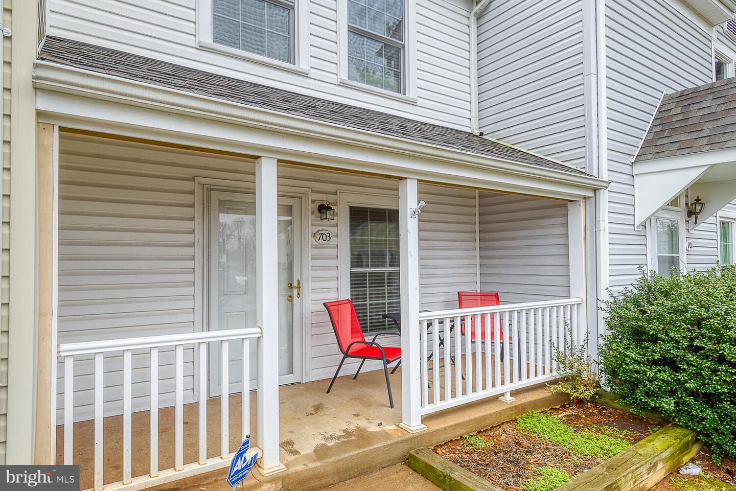 703 Madison COURT Unit: 18