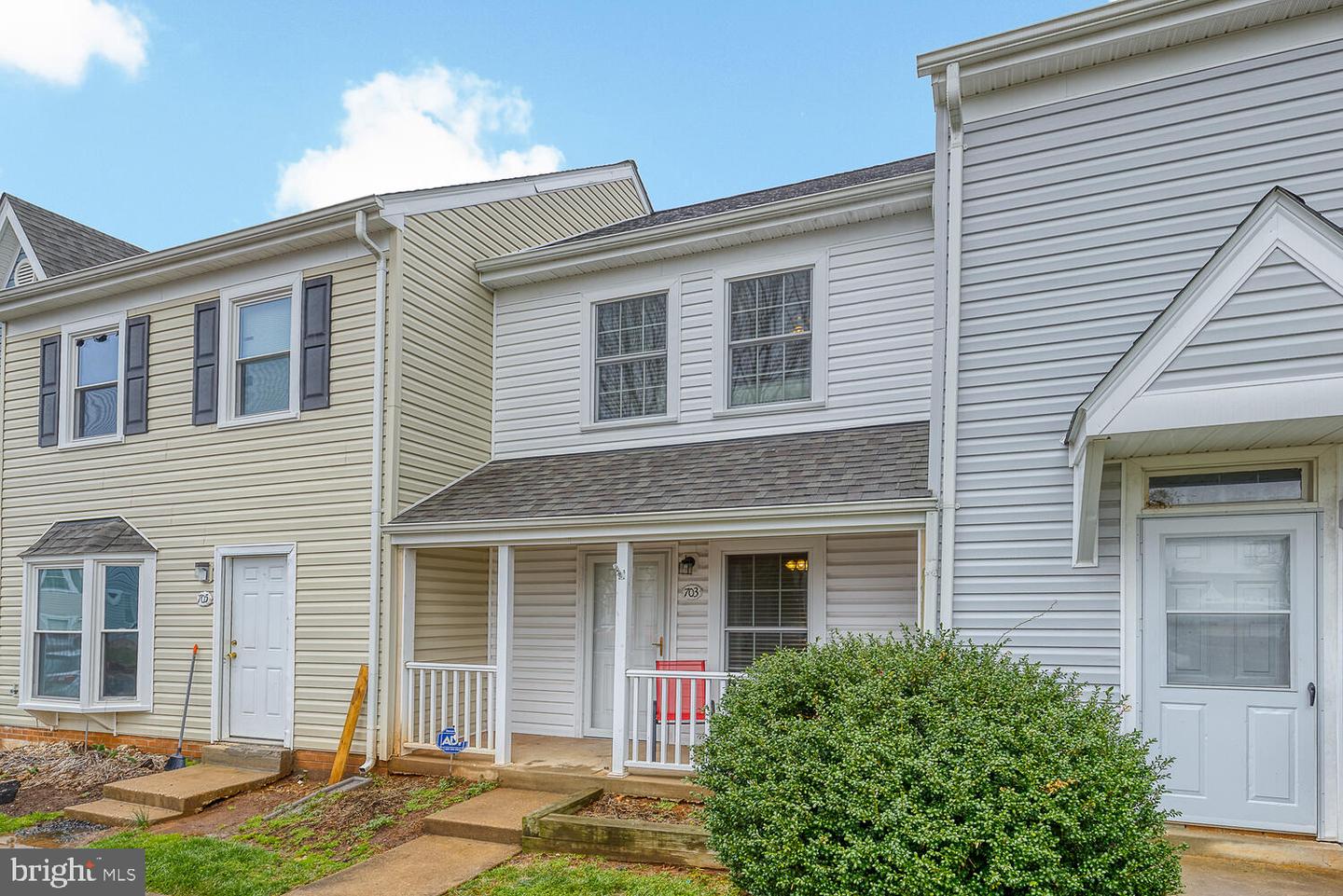 703 Madison COURT Unit: 18