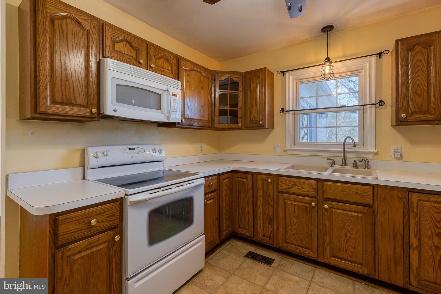 331 Poplar ROAD