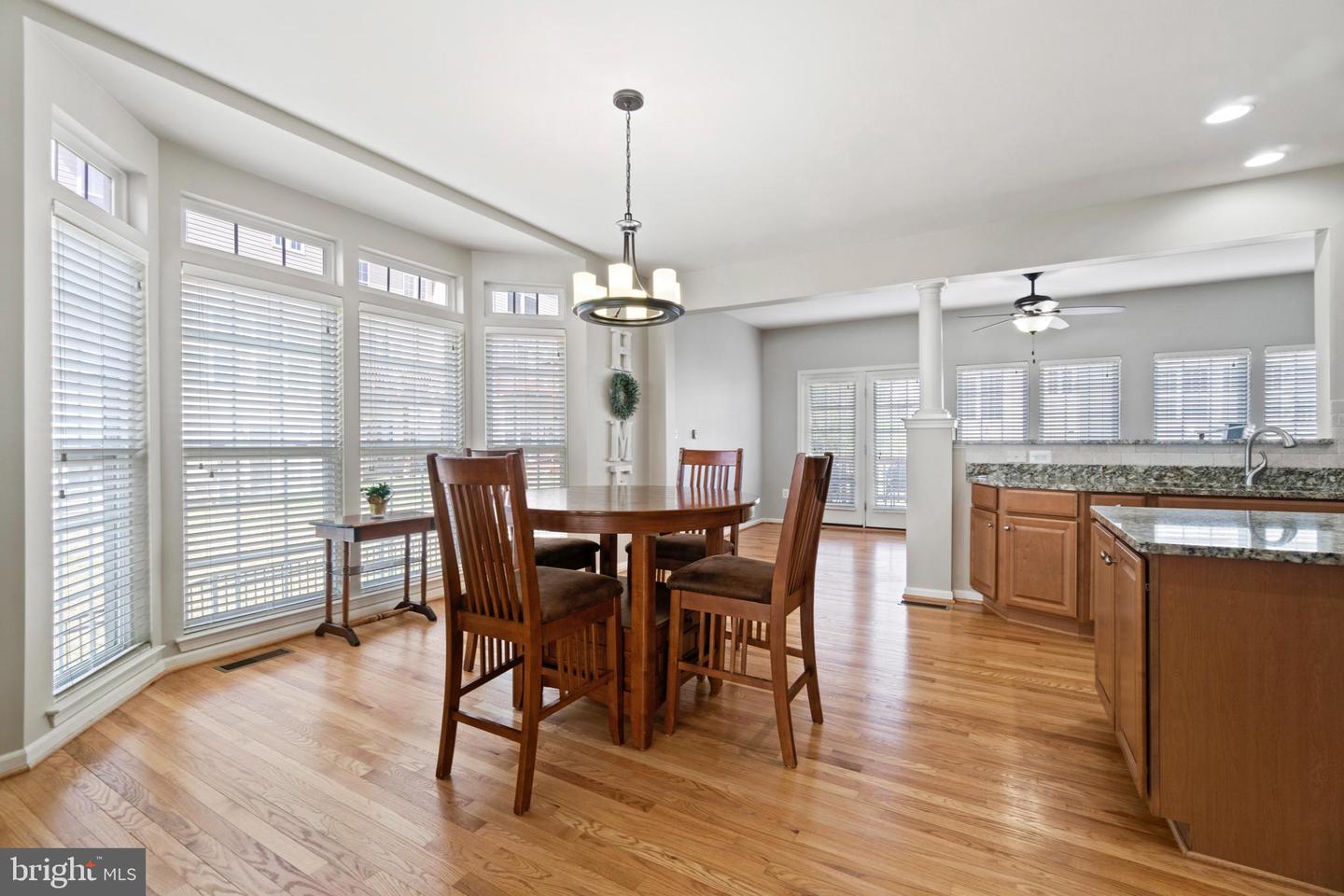 15 Hunting Creek LANE