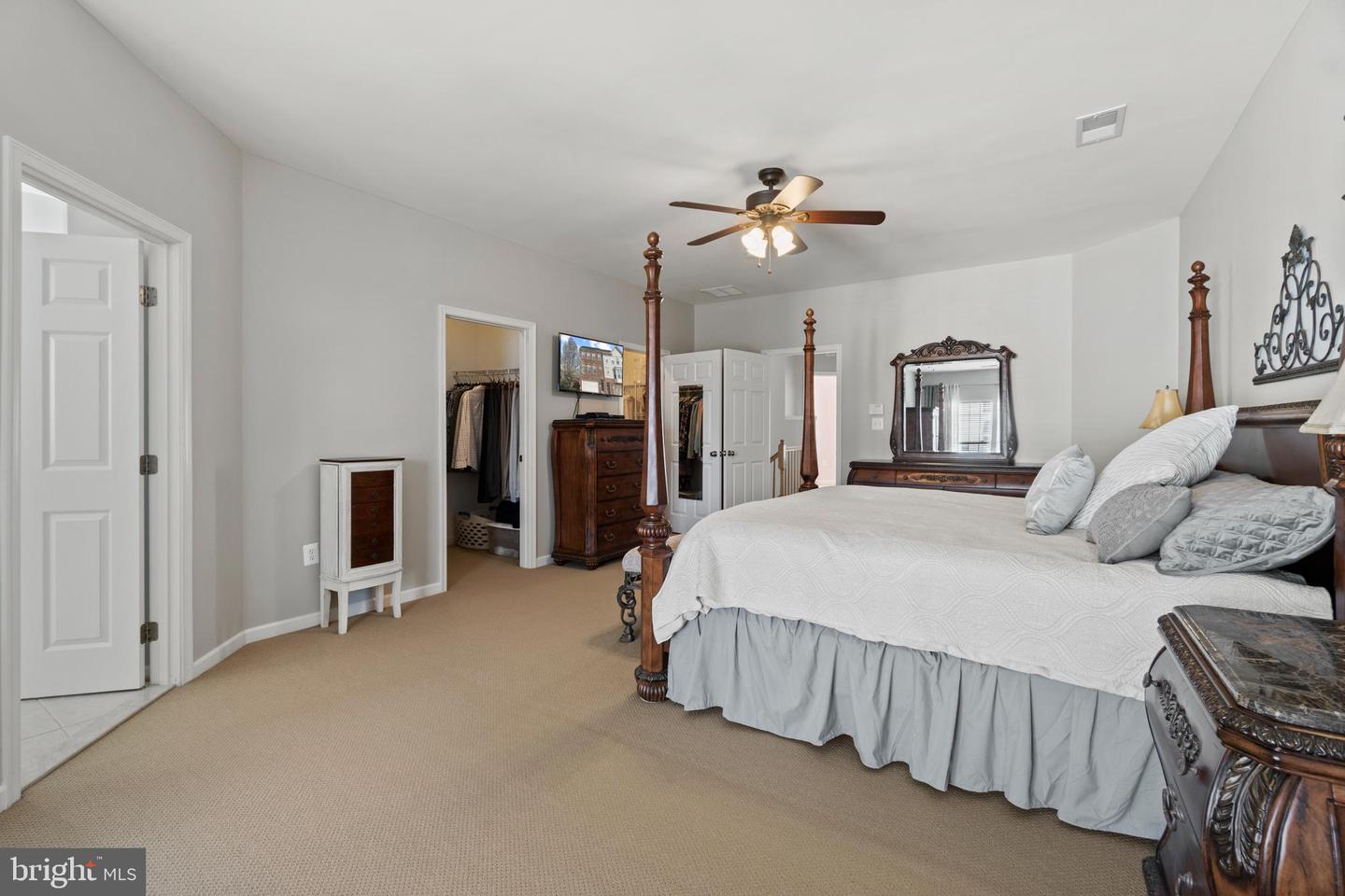 15 Hunting Creek LANE