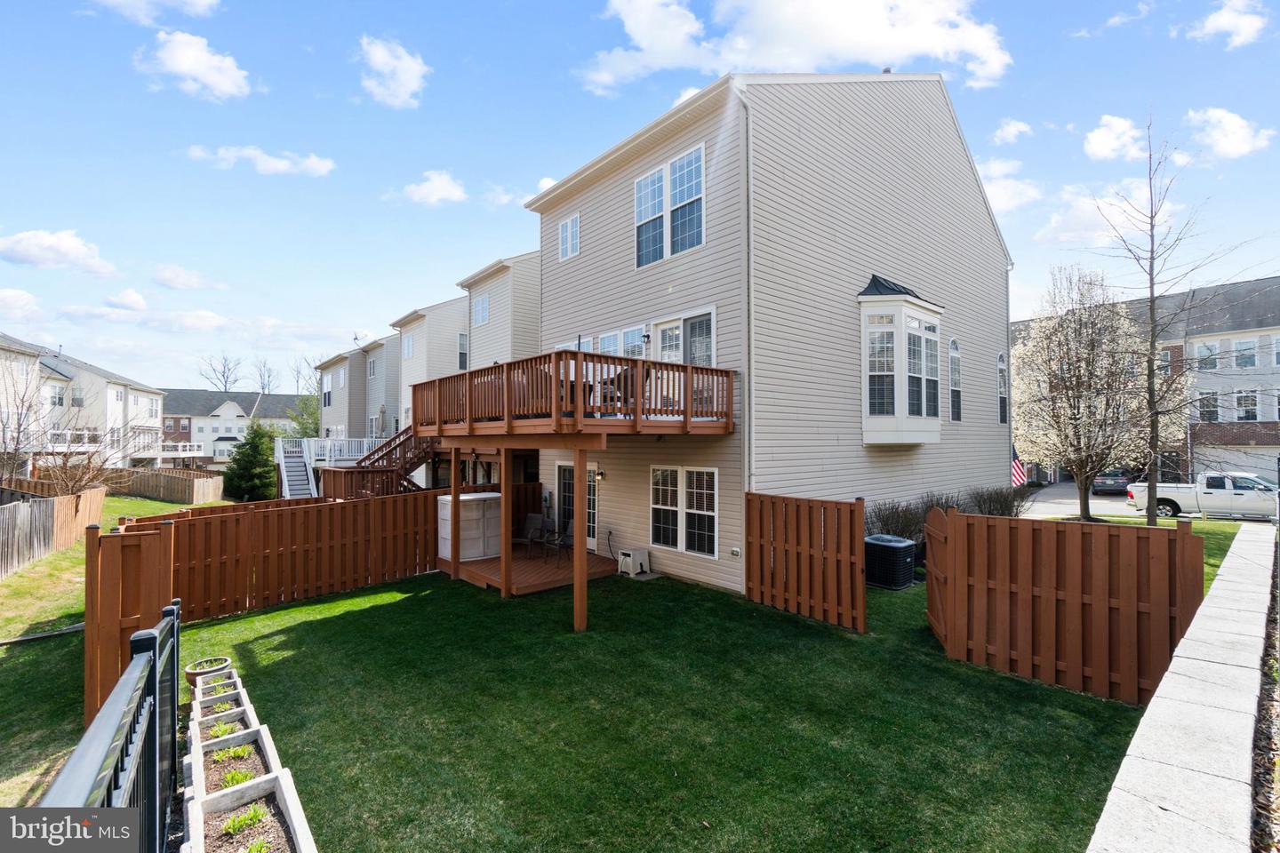 15 Hunting Creek LANE
