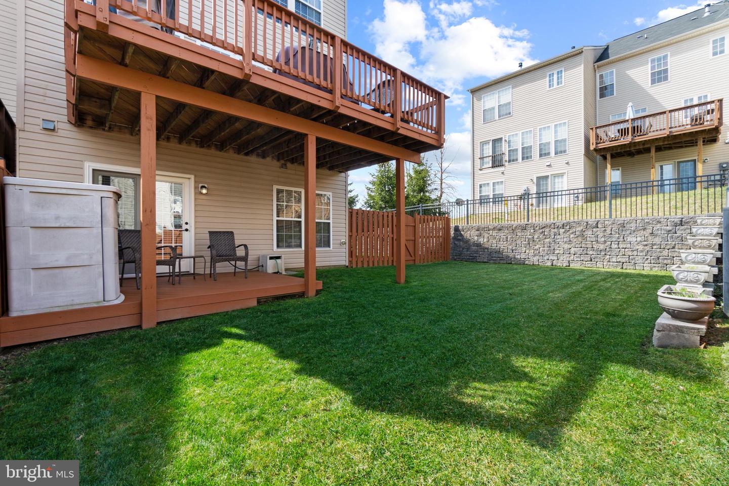15 Hunting Creek LANE