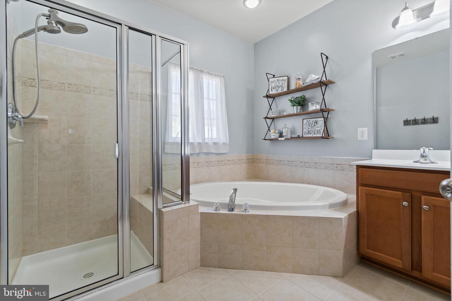 15 Hunting Creek LANE