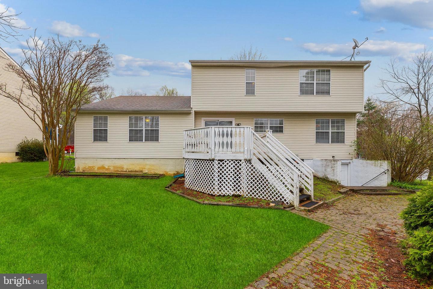 52 Dorothy LANE