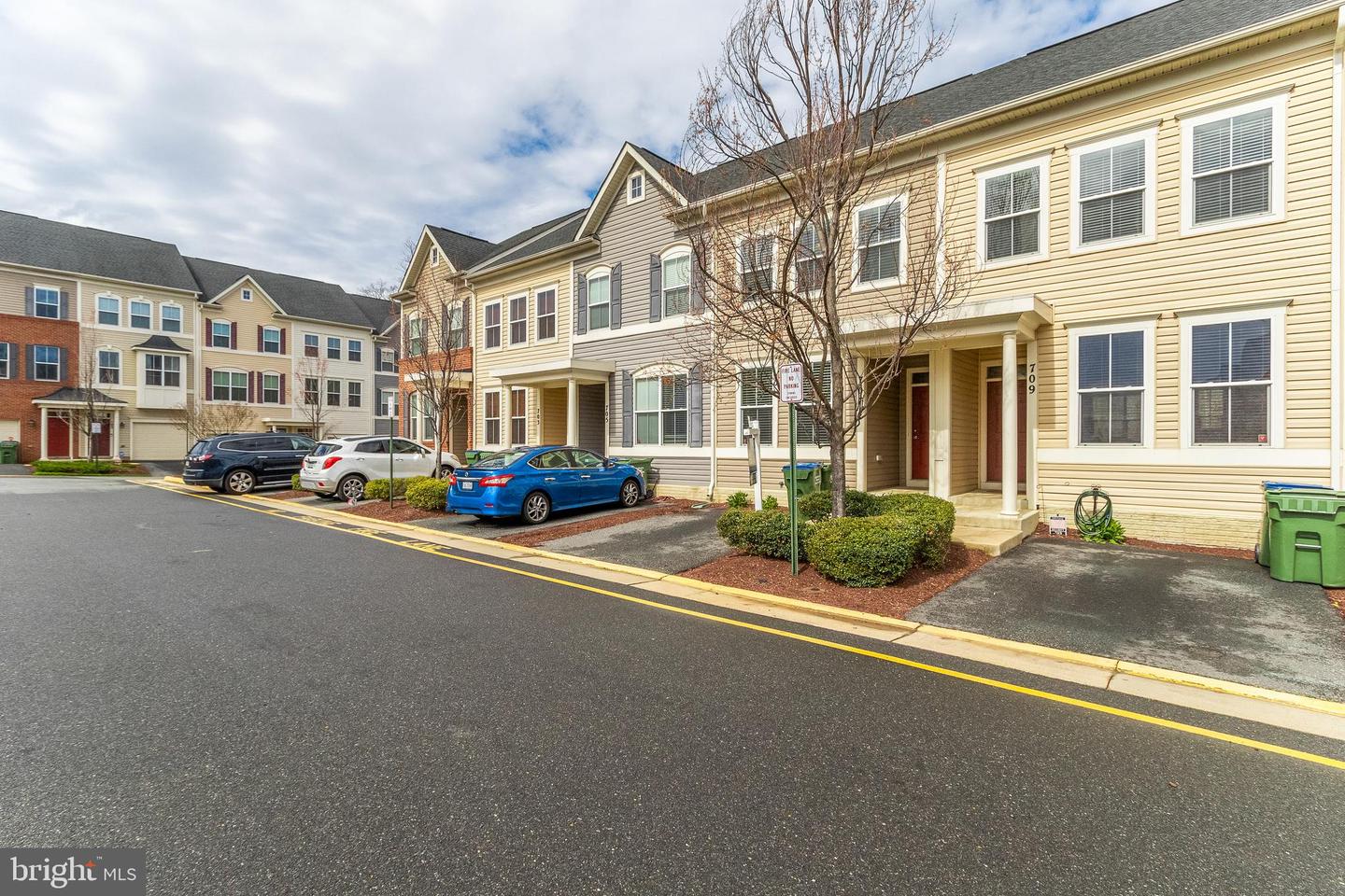707 Woodstream BOULEVARD Unit: 804
