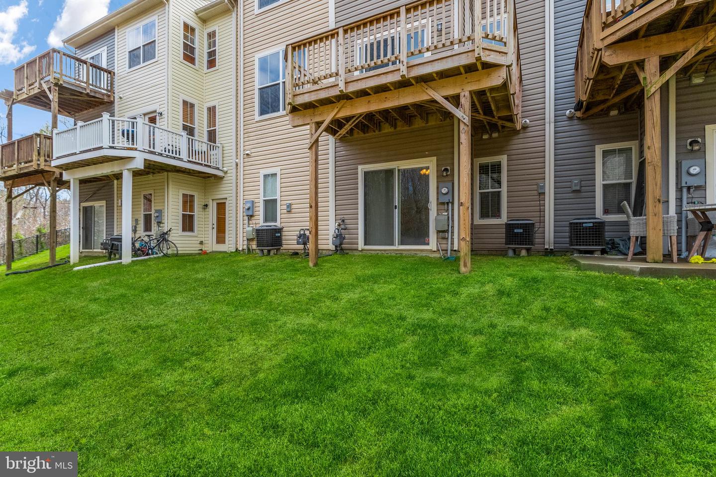 707 Woodstream BOULEVARD Unit: 804