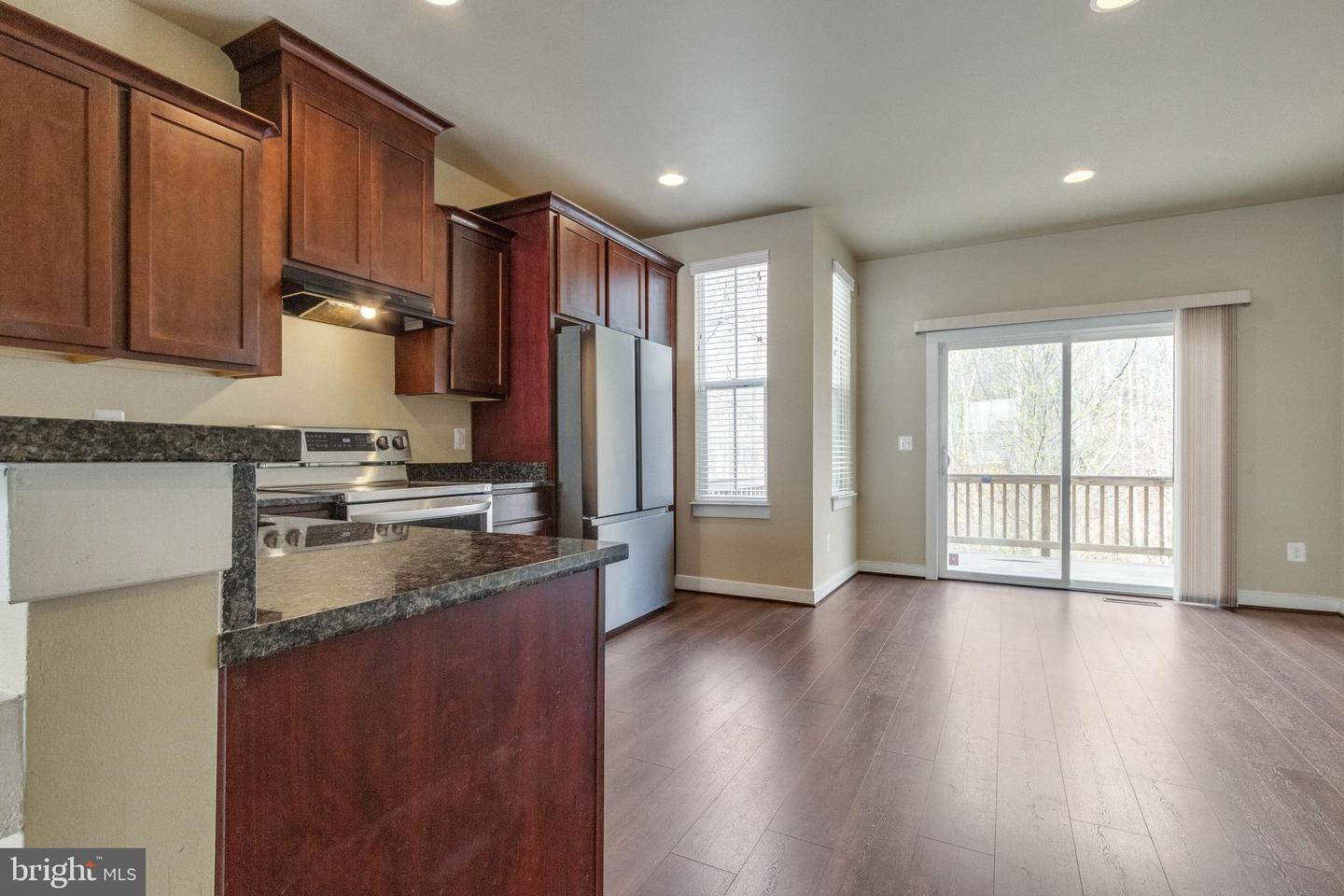 707 Woodstream BOULEVARD Unit: 804