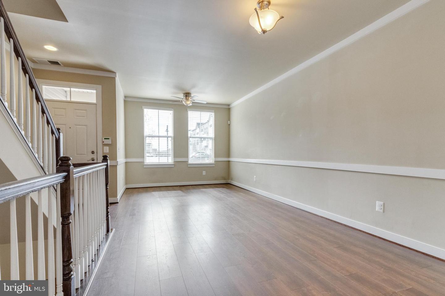 707 Woodstream BOULEVARD Unit: 804