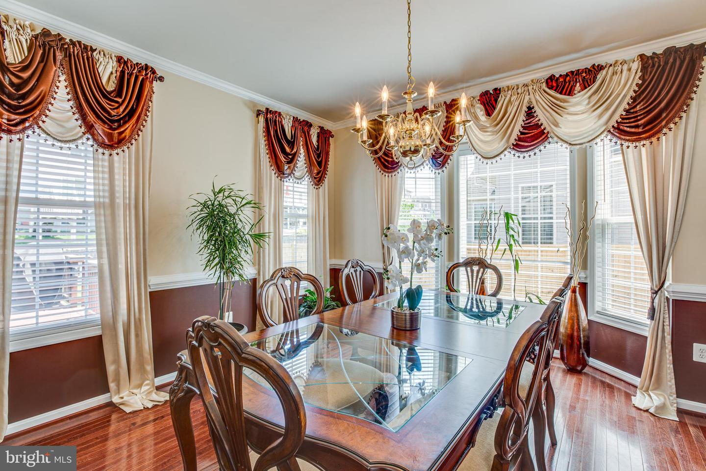 34 Fountain DRIVE