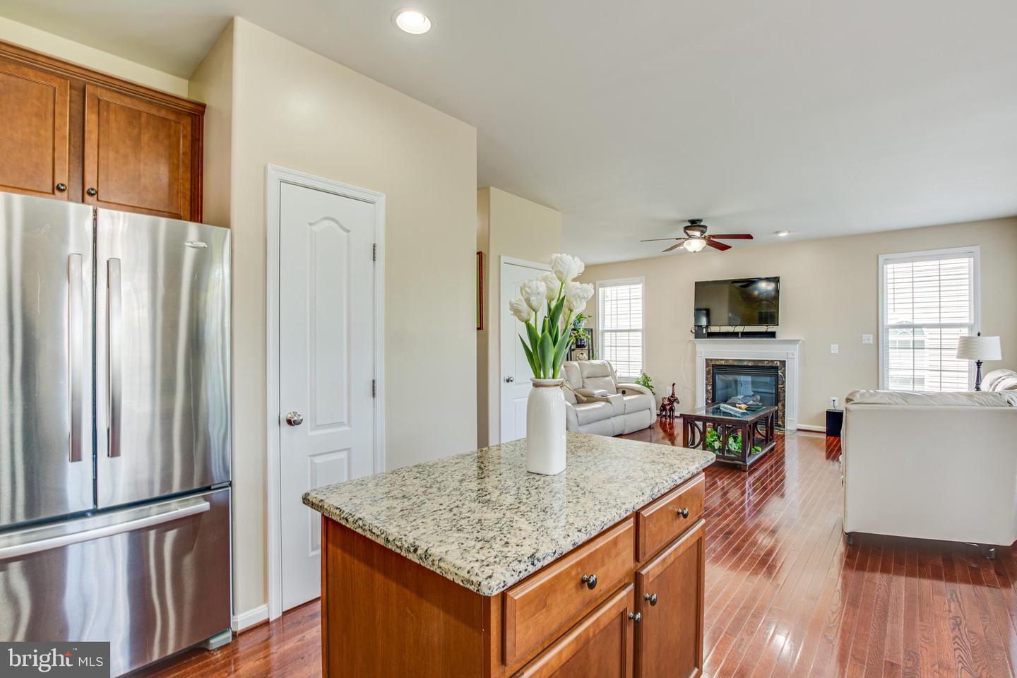34 Fountain DRIVE