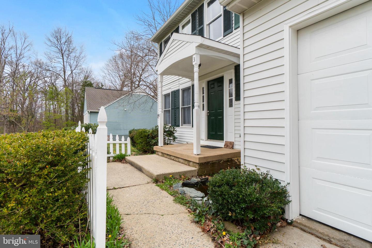 3 Bryant BOULEVARD