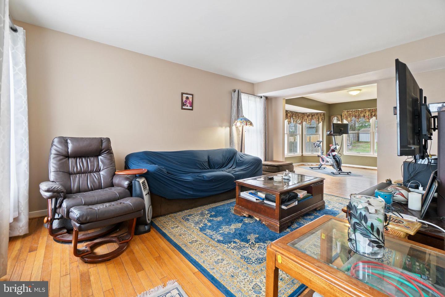3 Bryant BOULEVARD