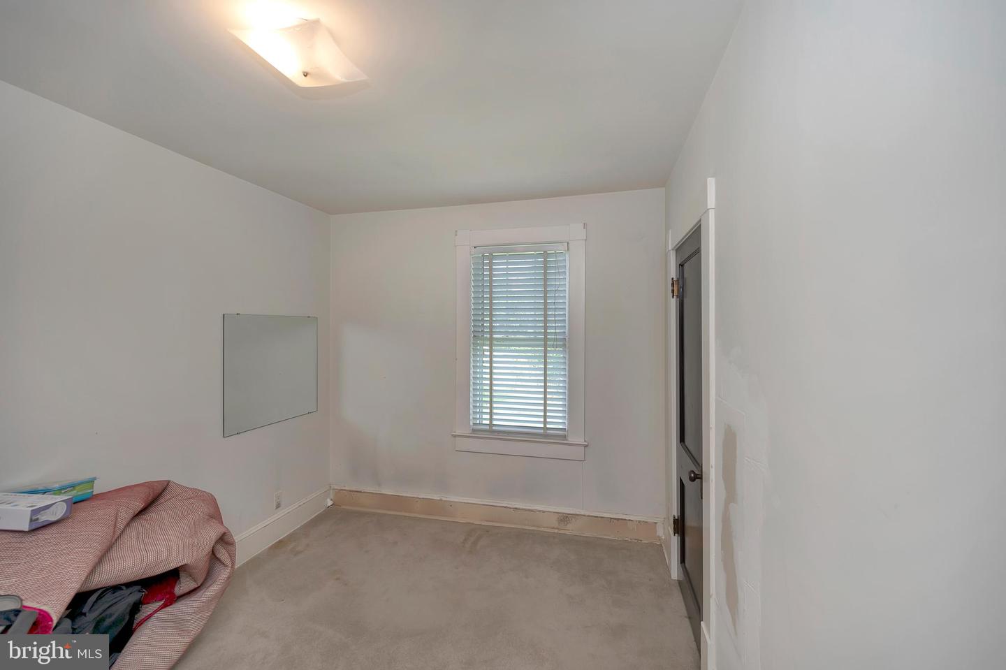 220 Hartwood ROAD