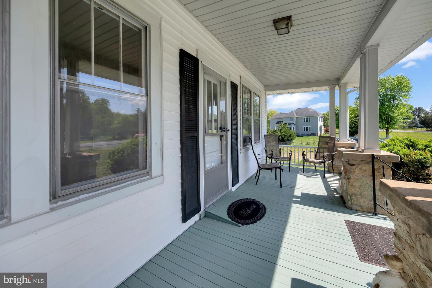 220 Hartwood ROAD
