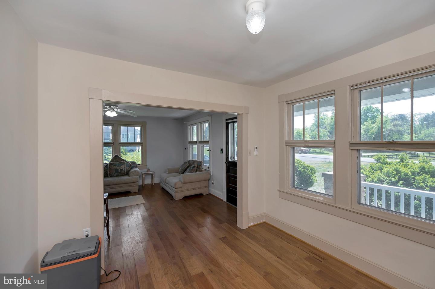 220 Hartwood ROAD