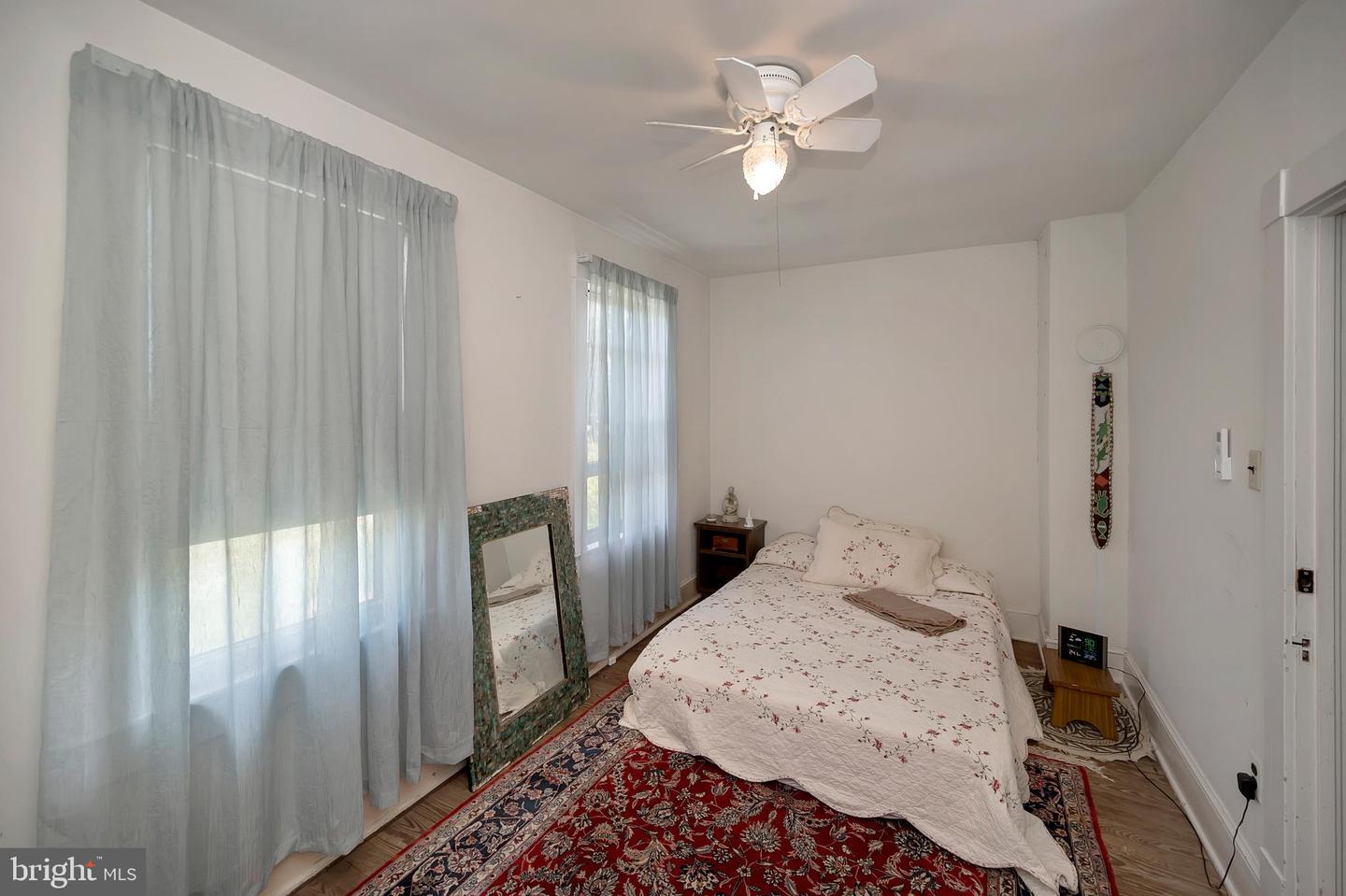 220 Hartwood ROAD