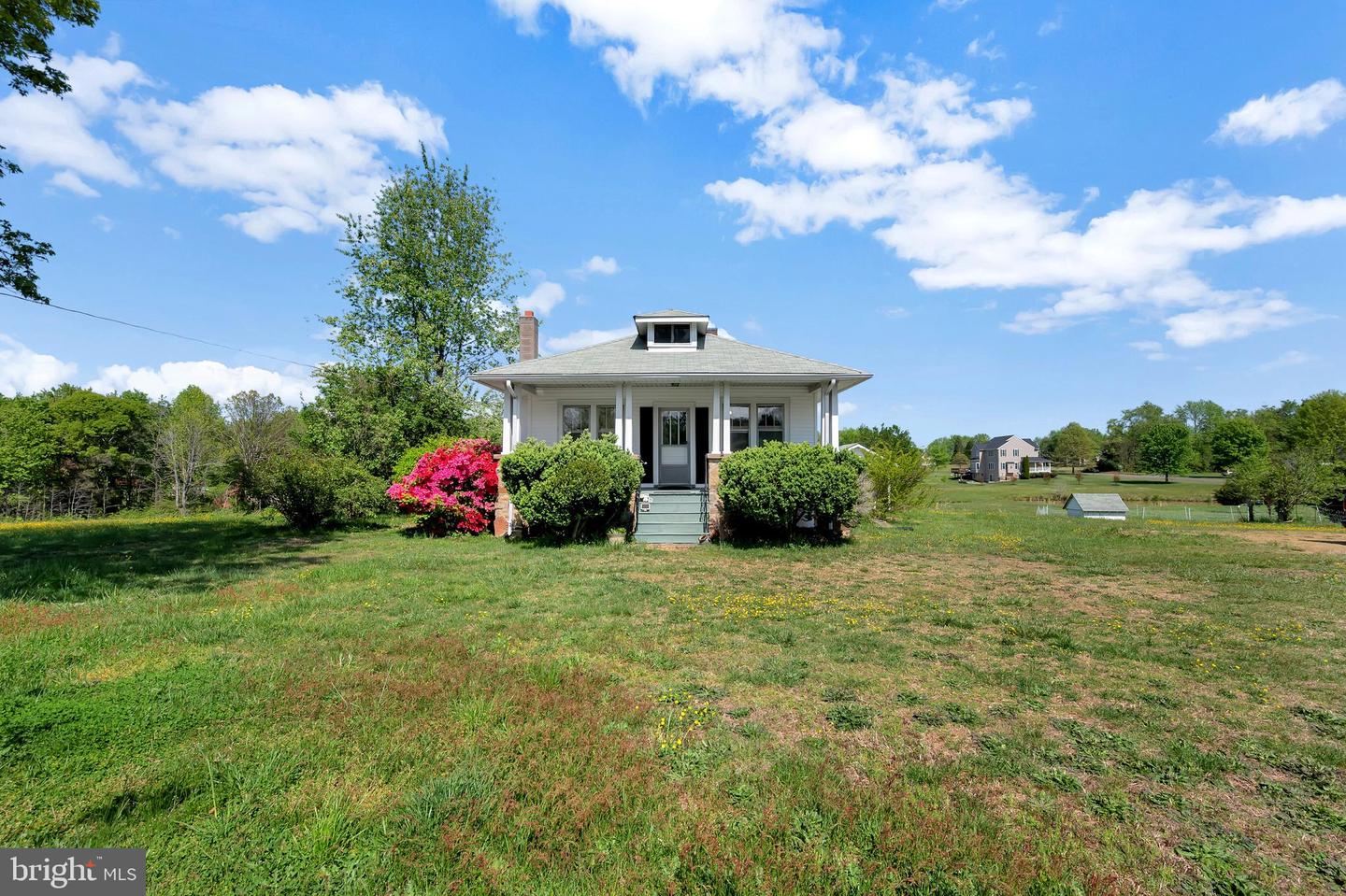 220 Hartwood ROAD