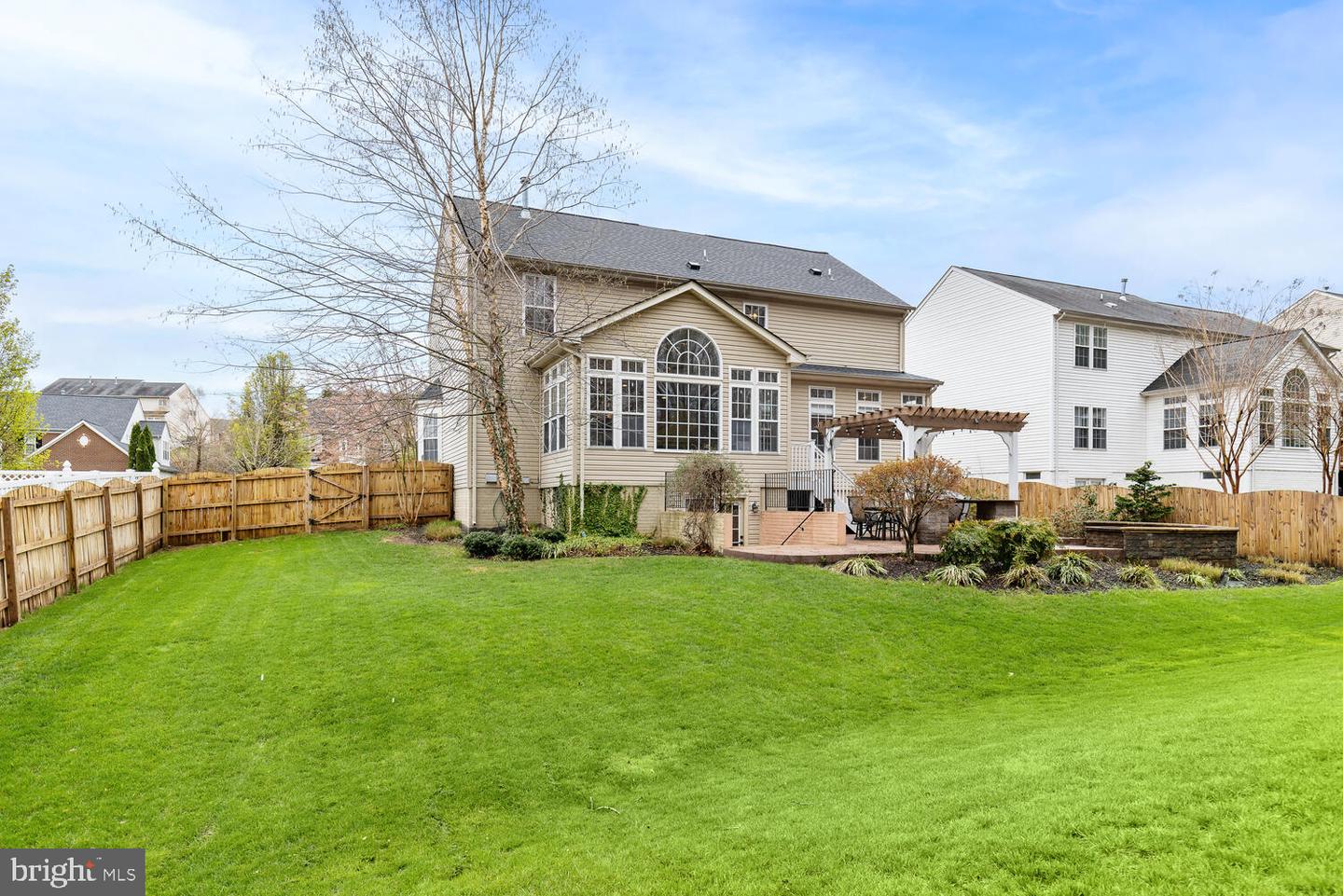 44 Nugent DRIVE