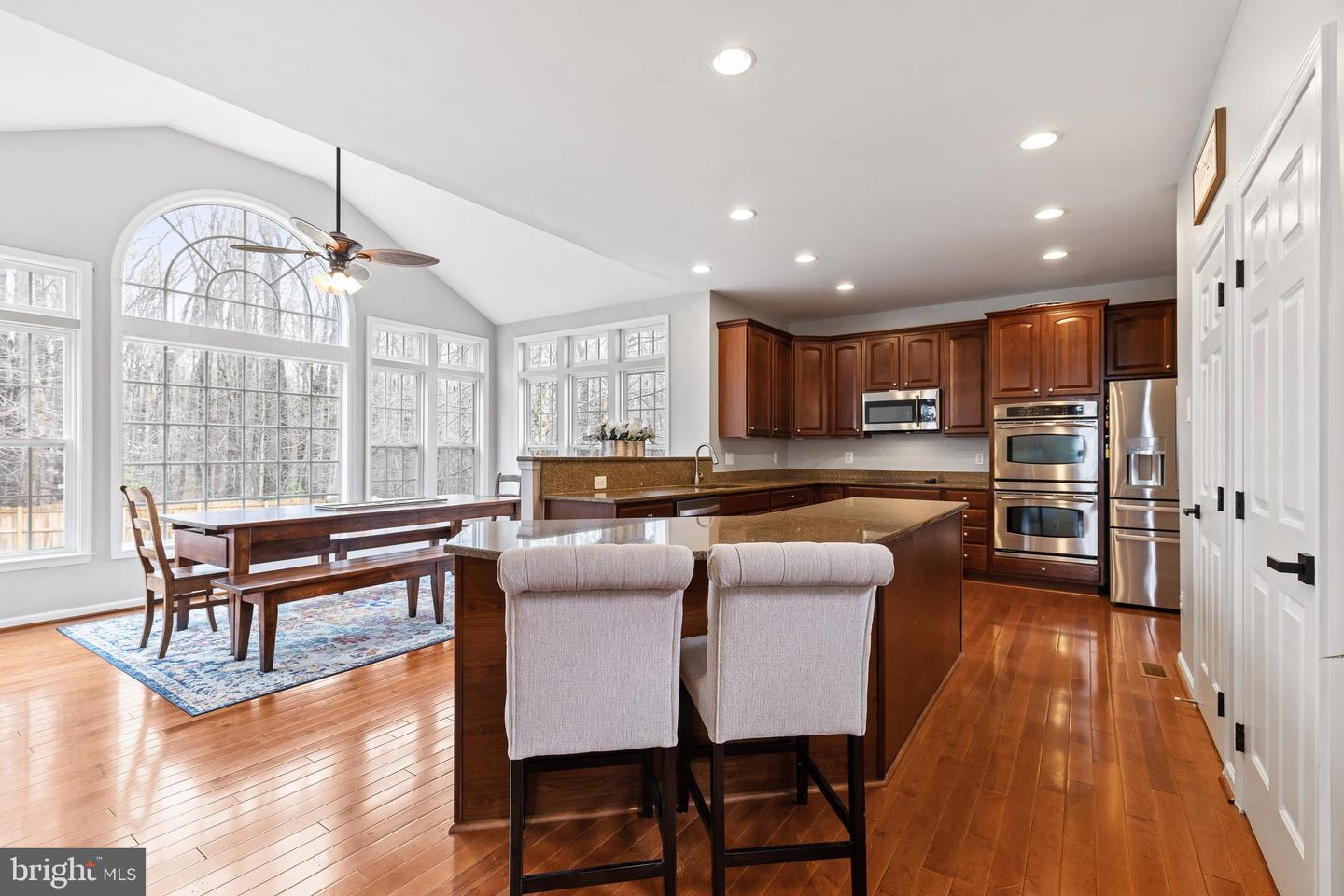 44 Nugent DRIVE