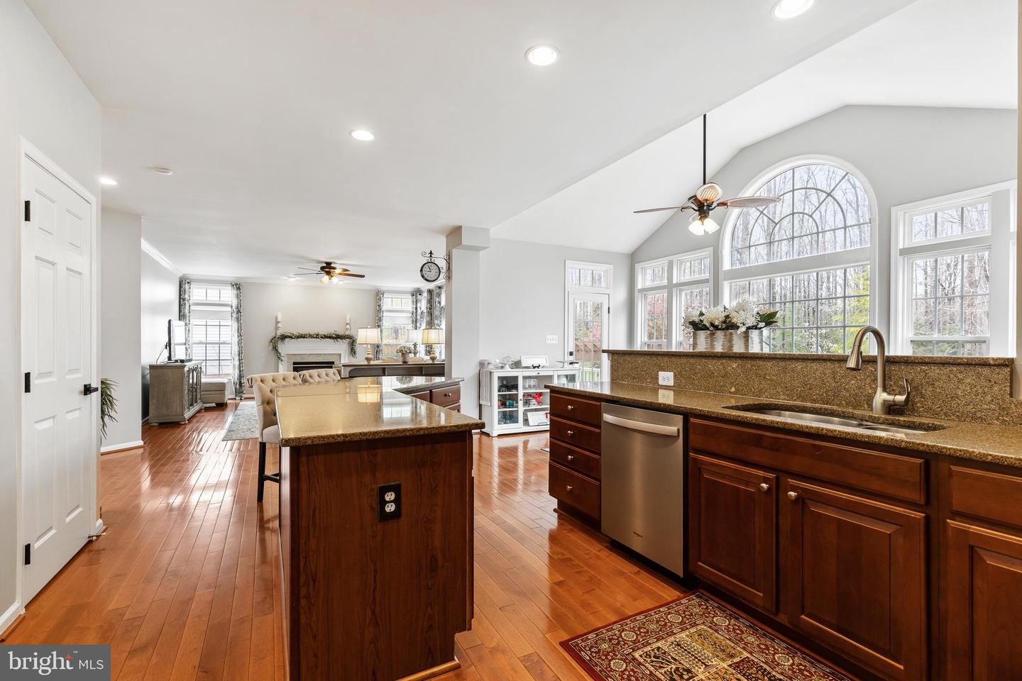 44 Nugent DRIVE