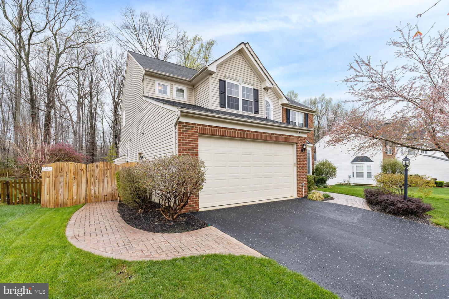 44 Nugent DRIVE